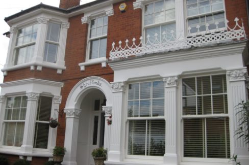 vertical sliding sash windows hythe